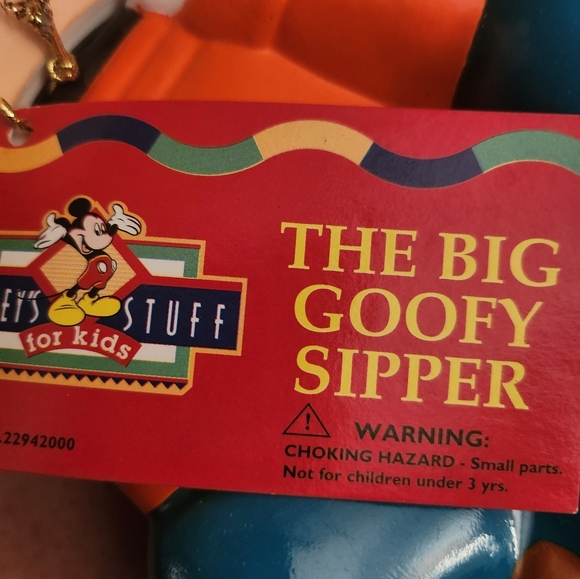 Set of 3 Disney sippers, 9, 10 and 11 in. Mickey, Bugs and Goofy. NEW - Picture 5 of 6